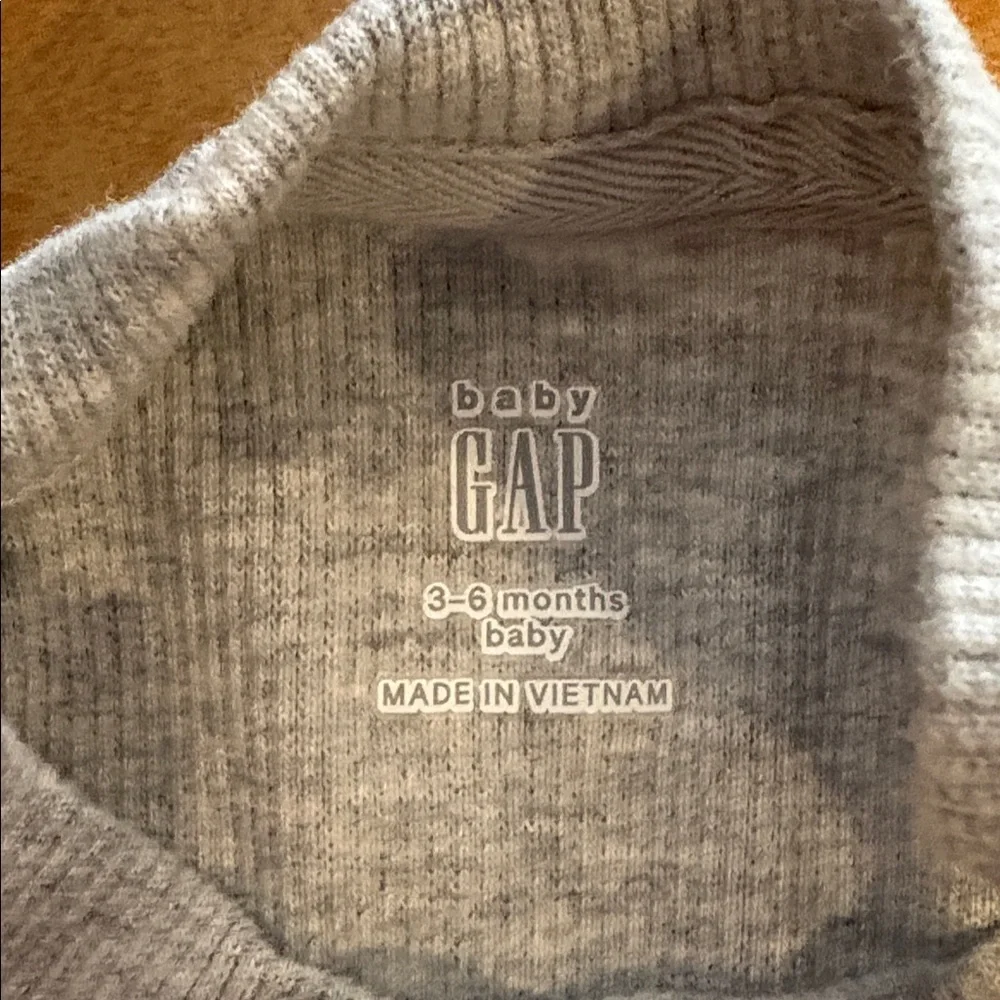 GAP Light Gray Long Sleeve Tee with Striped Elbow Patches - Size 3 to 6 months